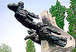 Odessa Photo Gallery. Monument to the flyers of the 69th Air Force